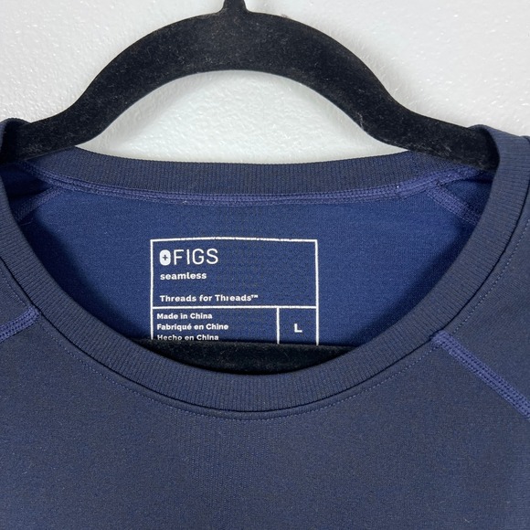 Figs Women's Long Sleeve Tee Shirt Blue Sz L - Picture 2 of 6